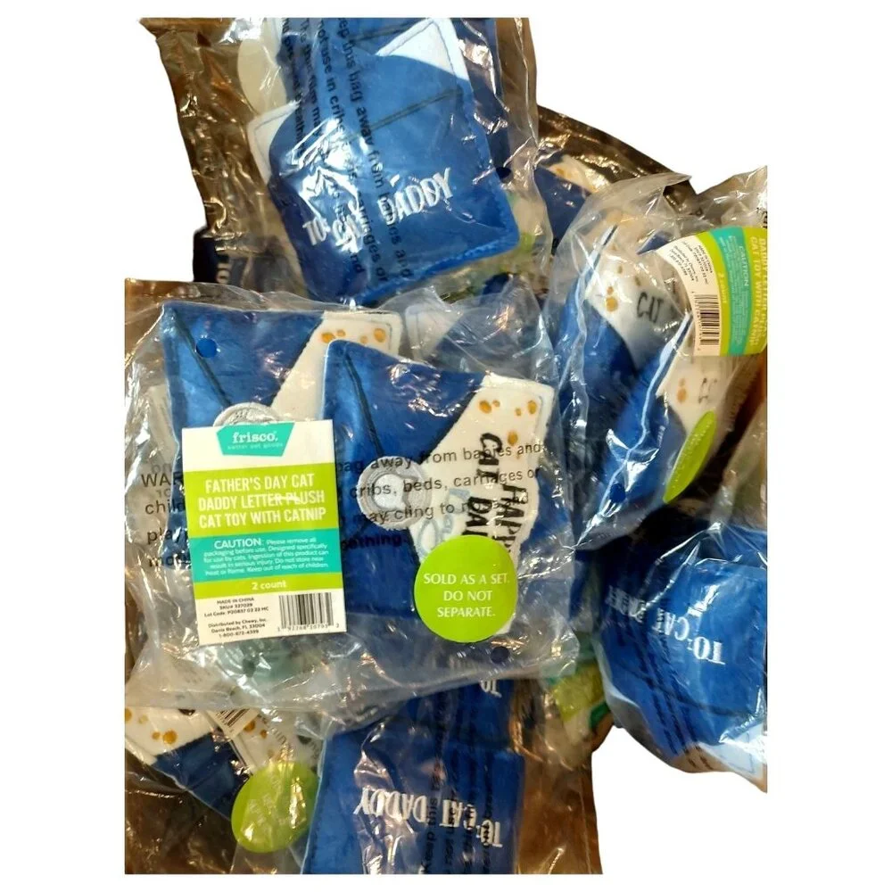 Father's Day Cat Daddy Letter Plush Cat Toy With Catnip By Frisco - Picture 14 of 14